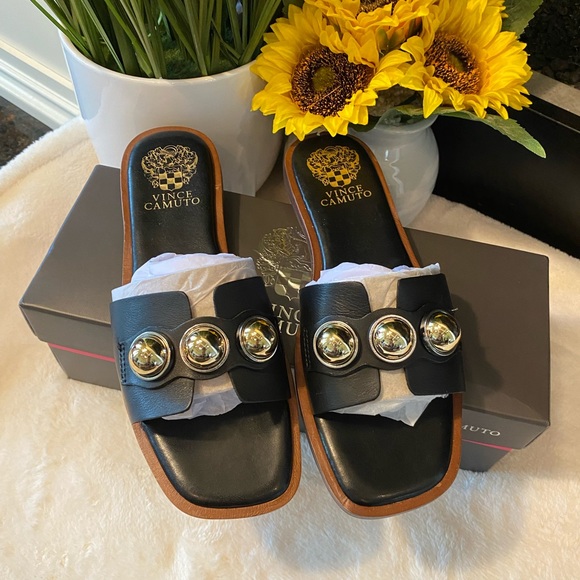 VINCE CAMUTO SLIDE SANDALS - Picture 2 of 4